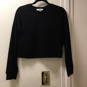 Forever 21 Black Crewneck NWOT **Flash Sale**
